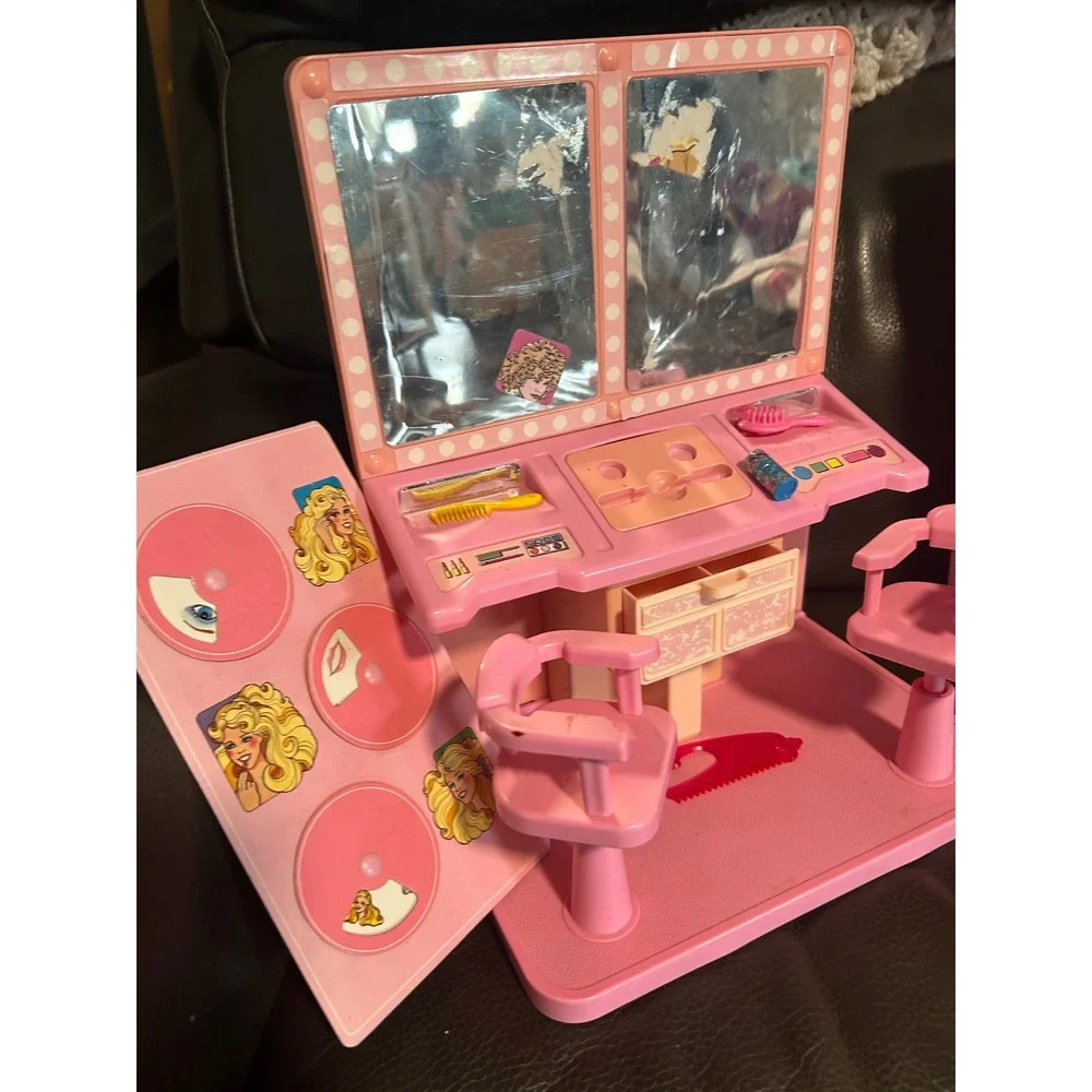 Vintage 1991 Mattel Barbie Furniture Lot Kitchen Fridge Stove Salon Vanity Pink
